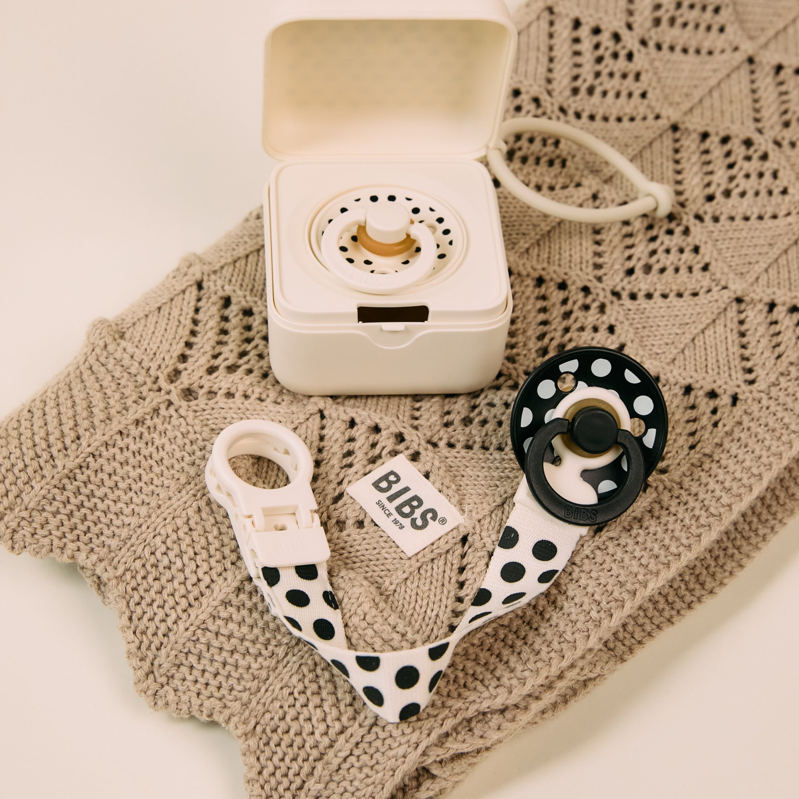 SS26_ECOM_POLKA_SHOP_THE_LOOK0364