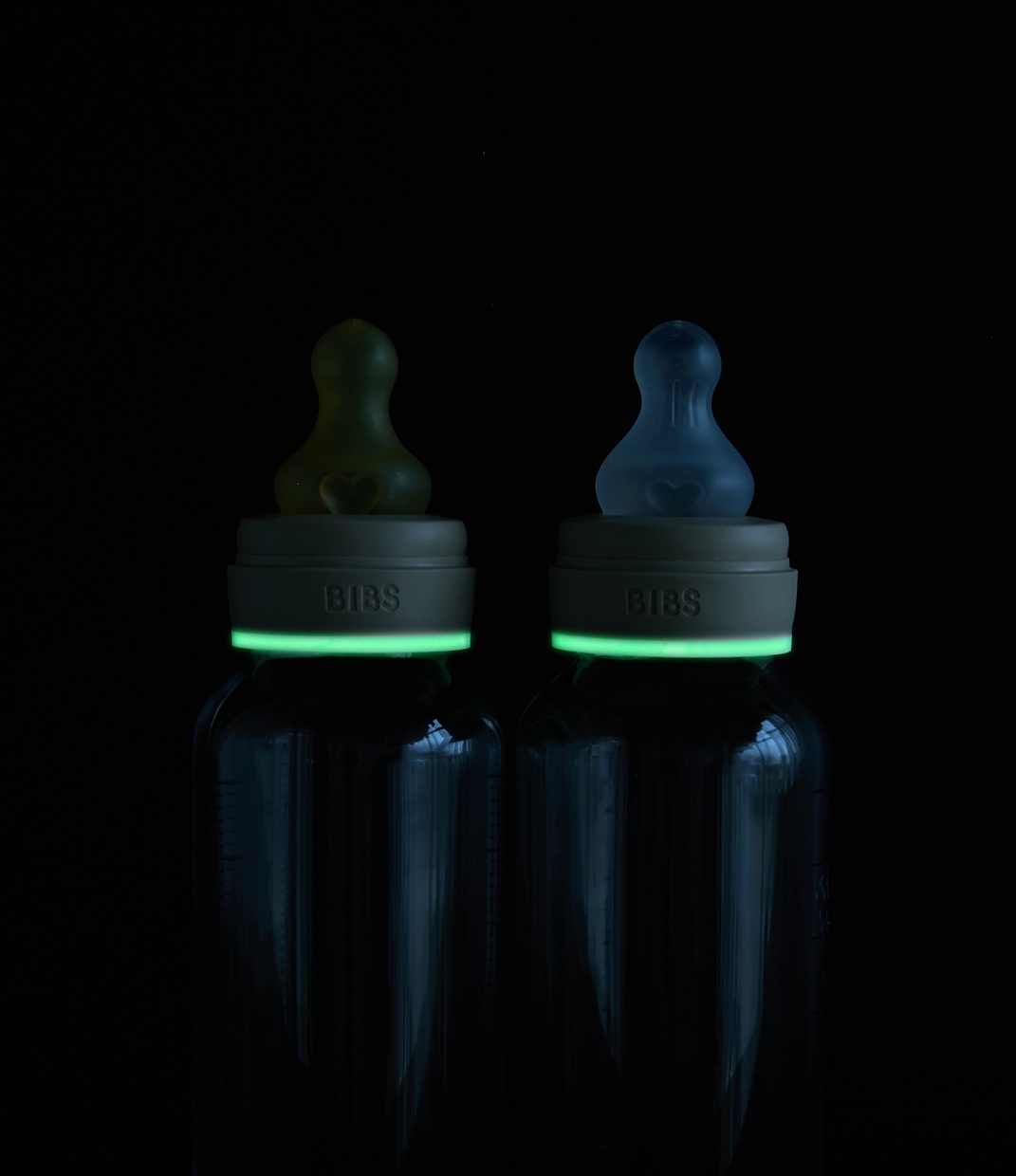 BIBS_AW26_Glow_Bottle_Product_60